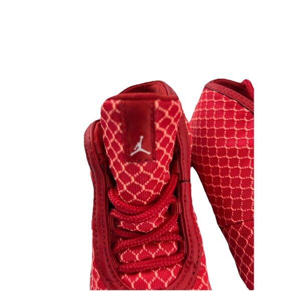 New In Box Jordan Horizon BT (23) Red and Black Kids Size 8c Sneakers - Picture 6 of 8